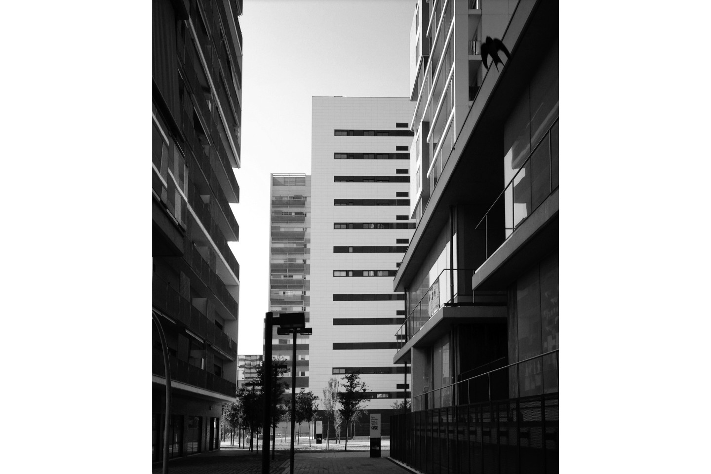 Torre de 56 habitatges, 3 locals i aparcament a la Plaça d'Europa de l'Hospitalet de Llobregat 4 Pere Serra Arquitectura. Torre de 56 habitatges, 3 locals i aparcament a la Plaça d'Europa de l'Hospitalet de Llobregat.